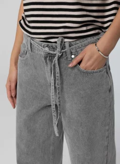 Grijze Jeans Met Strik