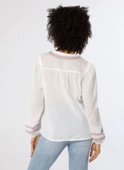 Te Blouse Met Gekleurde Borduursels